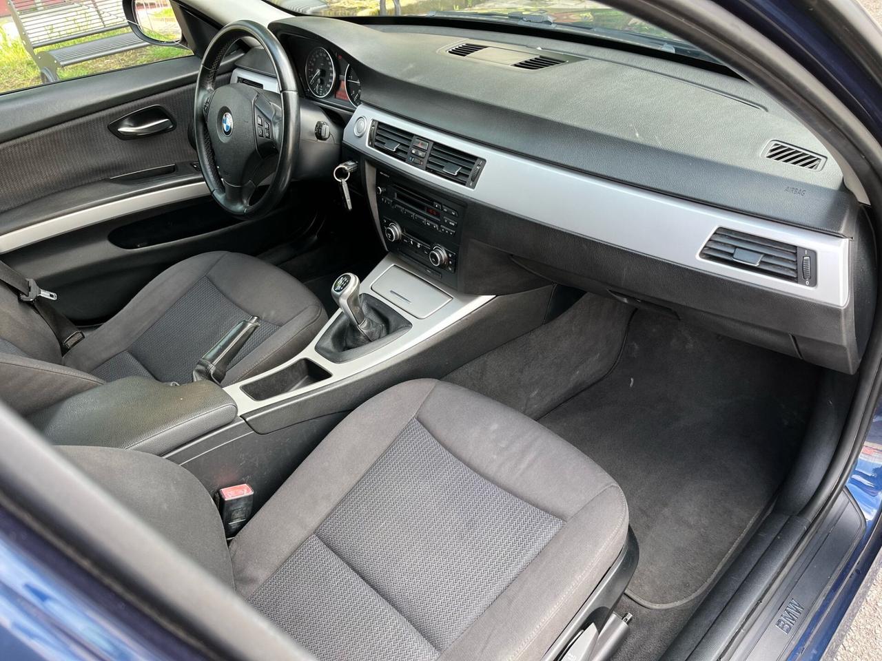 Bmw 318d 2.0 143CV Touring Perfetta
