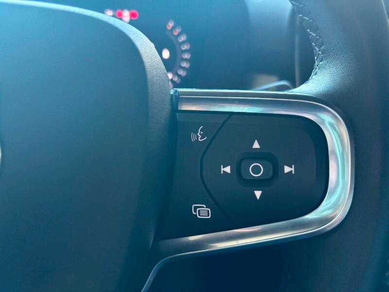 VOLVO XC40 (2017-->) XC40 B3 automatico Core