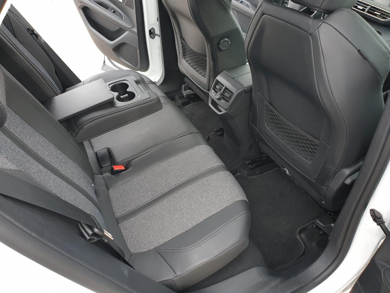 Peugeot 3008 BlueHDi 130 S&S Allure