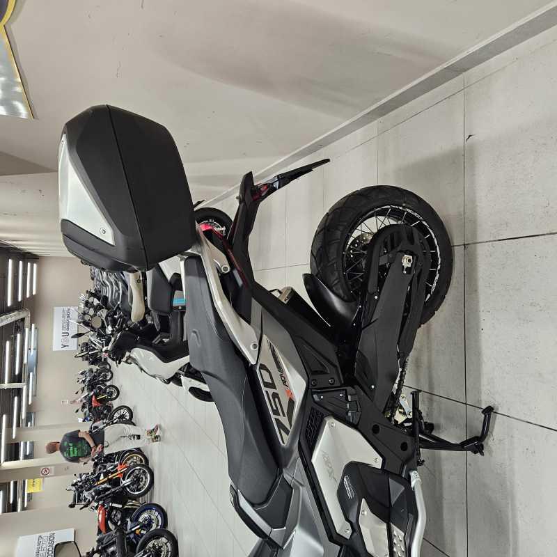 Honda X-ADV 750 DCT Adventure - 2022
