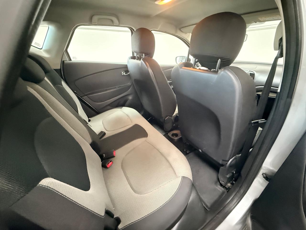 Renault Captur 1.5 dCi 8V 90 CV Energy Iconic Neopatentati 12/2015 Euro 6B