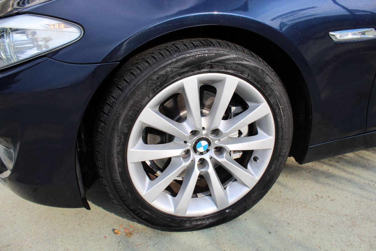 BMW - Serie 5 Touring - 520d Futura