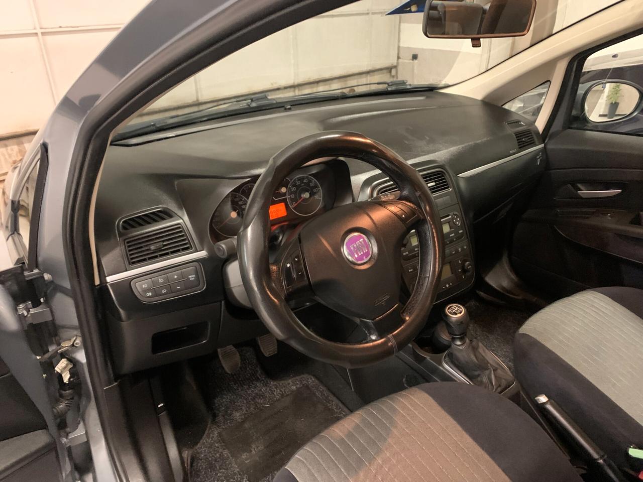 Fiat Grande Punto 1.3 MJT 75 CV 5 porte Dynamic