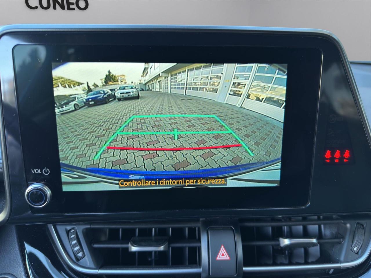 Toyota C-HR 1.8h Trend e-cvt