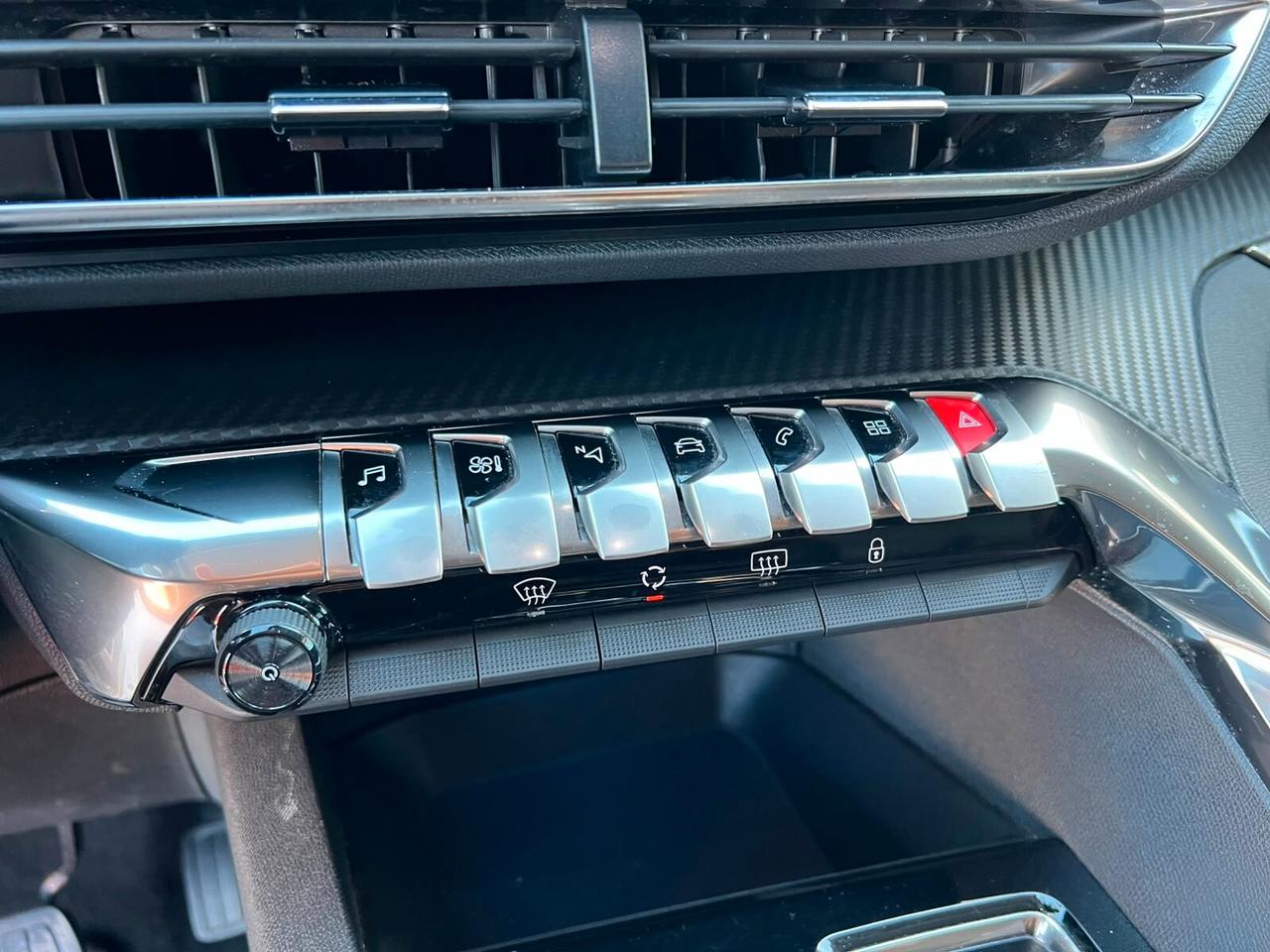PEUGEOT 3008 1.5 BlueHDi 130CV 2022!!! ALLURE PACK!!!