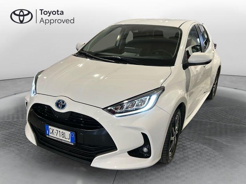 Toyota Yaris Hybrid Trend MY22