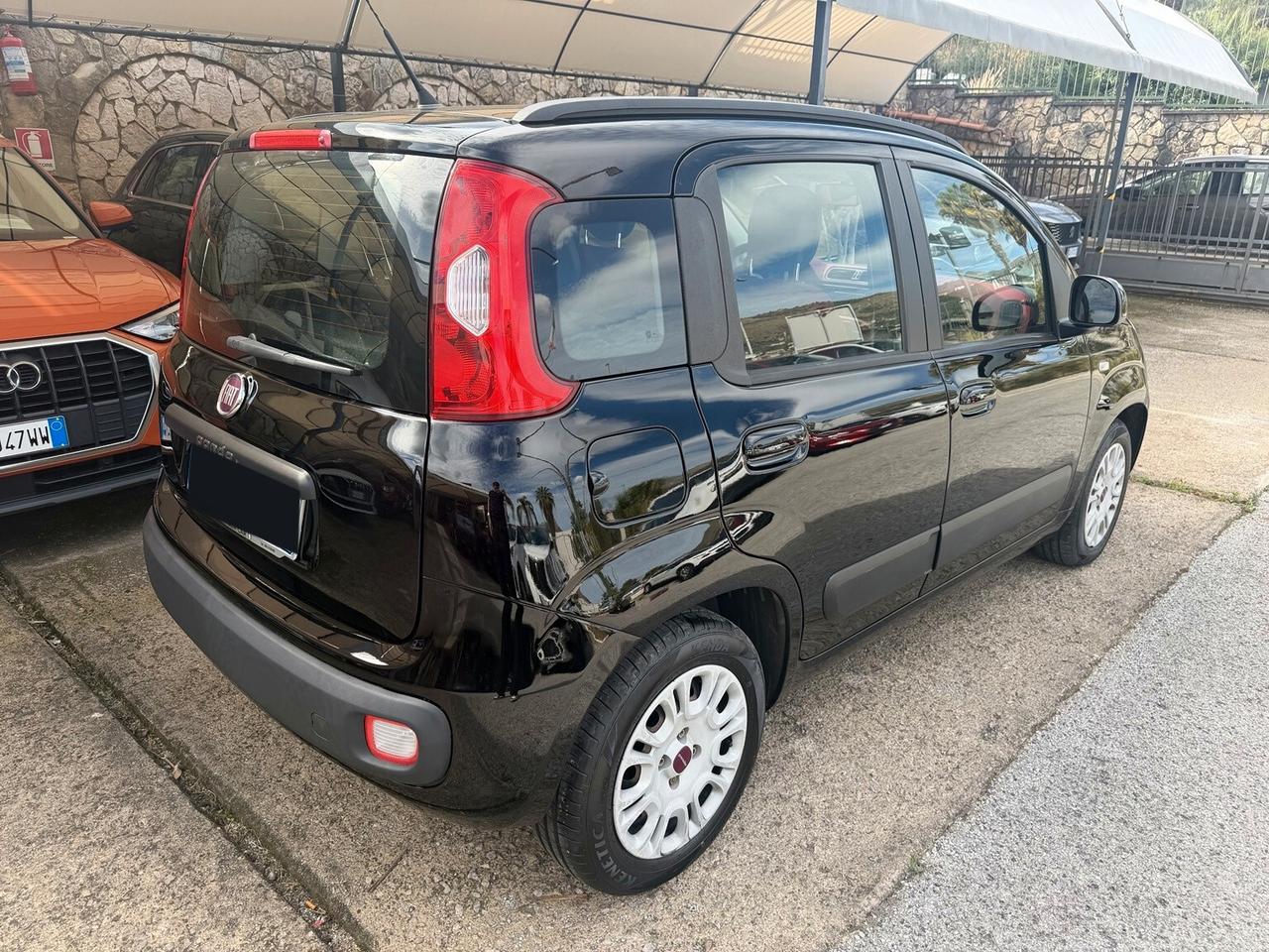 Fiat Panda 2016 1.2 Lounge Garanzia 11/2027