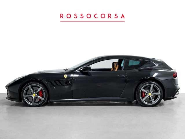 Ferrari GTC4 Lusso V12