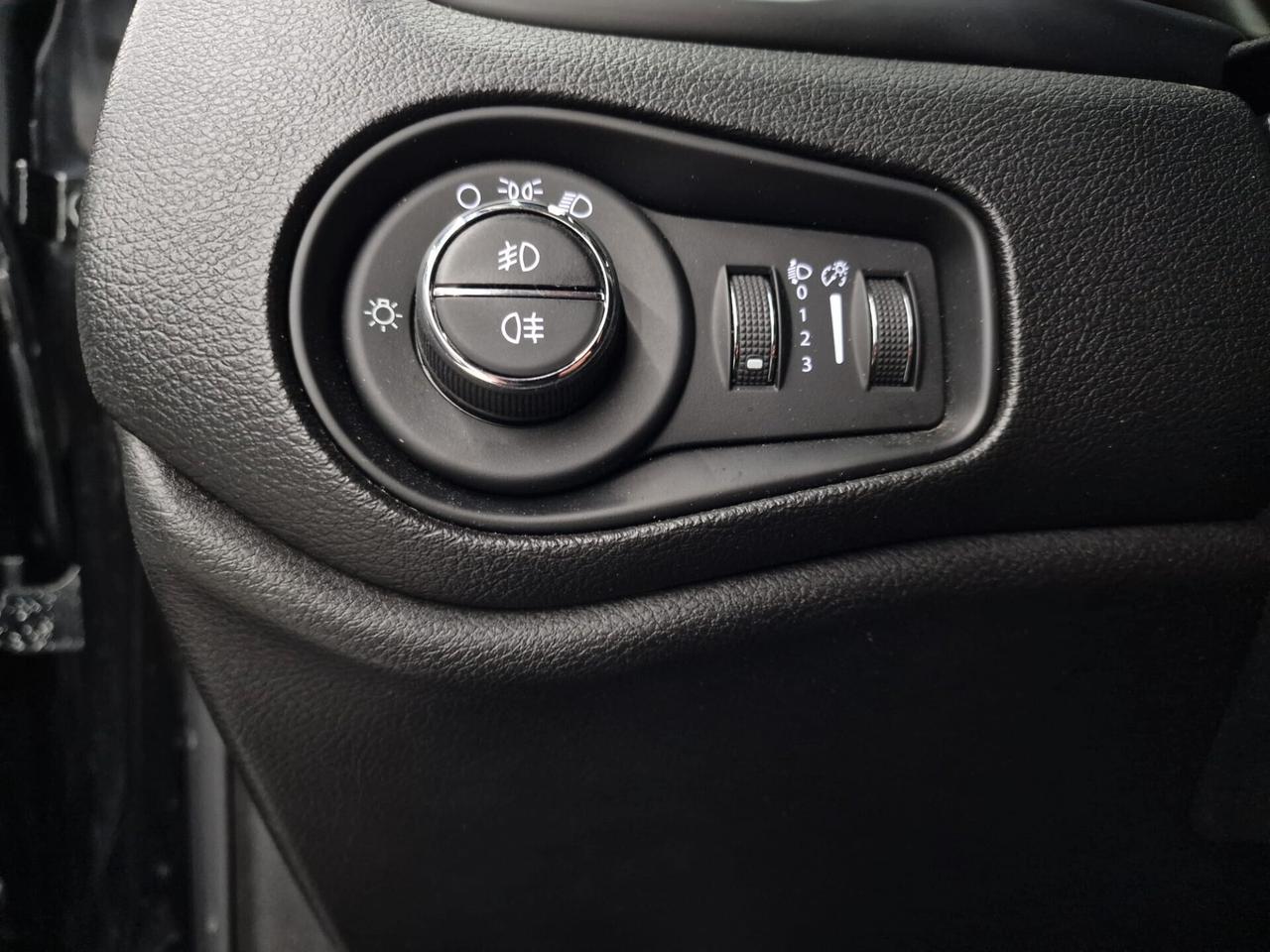 Jeep Renegade 1.6 Mjt DDCT 120 CV Limited