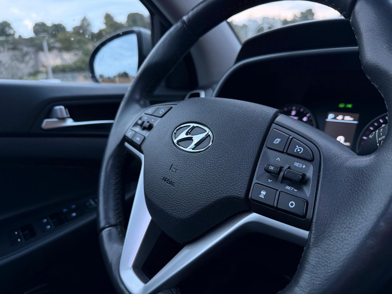 Hyundai Tucson Exellence/1.6 136 CV/TETTO/FULL LED/19"