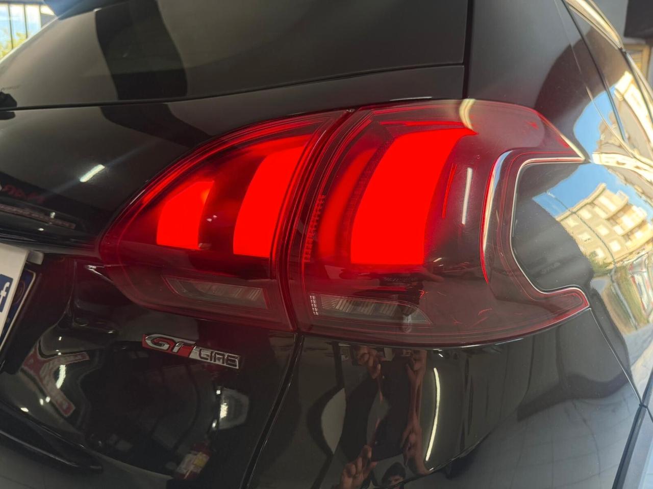Peugeot 2008 BlueHDi 100 S&S GT Line