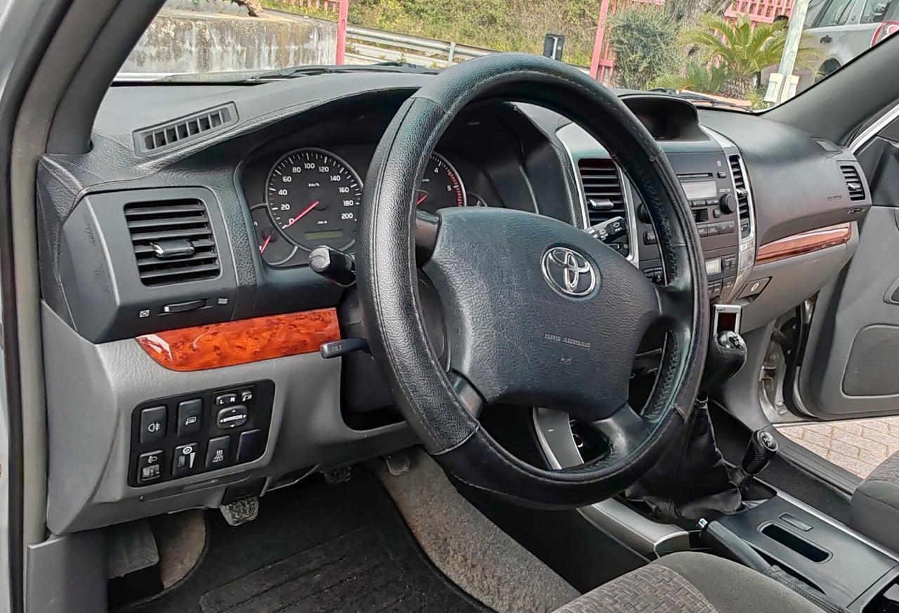 Toyota Land Cruiser 3.0 D-4D 16V cat 5 porte Sol