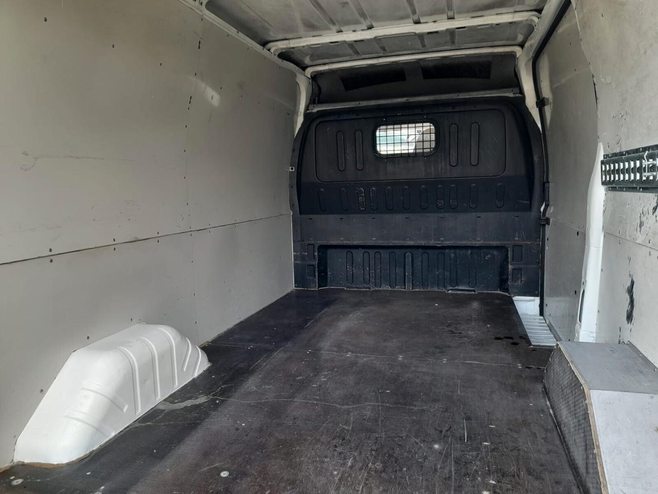 Ford Transit/Tourneo/Bus Transit 330 2.4 TD/125 cat PL-TM Furg.