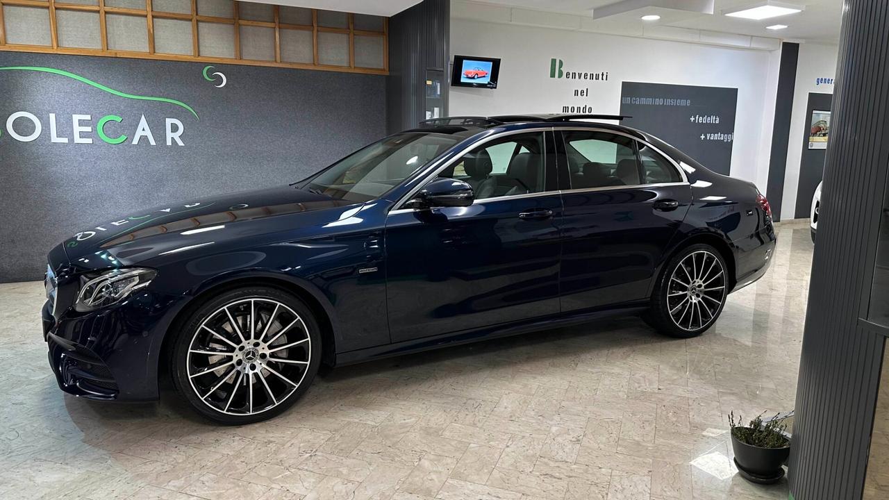 Mercedes-benz E 220 d 4Matic Auto Premium Plus AMG Line