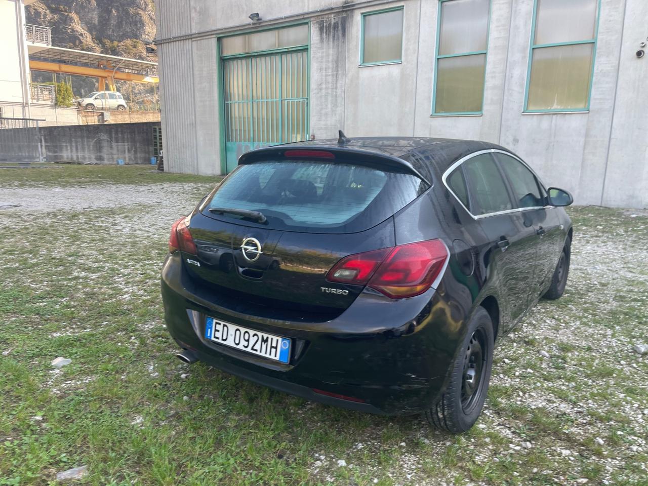 Opel Astra 1.4 Turbo 140CV 5 porte Cosmo SI NEOPATENTATI