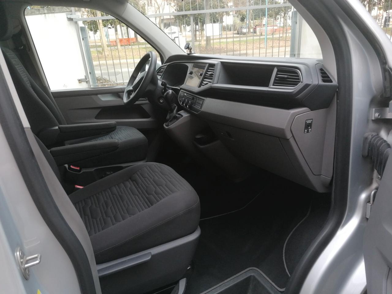 Volkswagen Caravelle T6 2.0 TDI 150CV DSG - GARANZIA 12 mesi