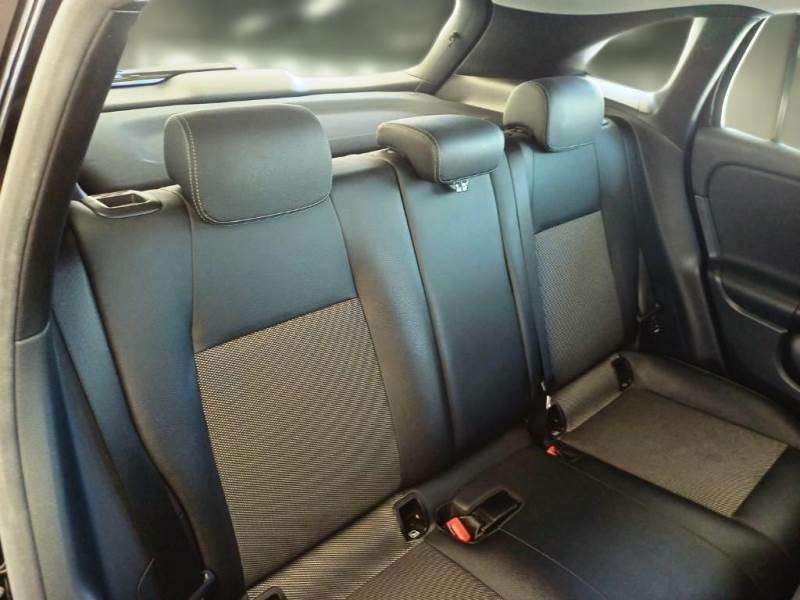 MERCEDES-BENZ GLA 180 d Automatic Business Extra