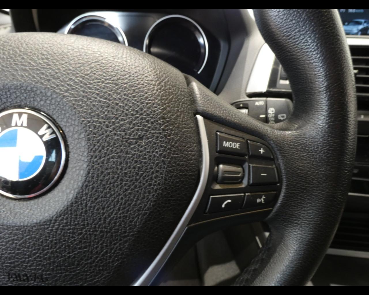 BMW Serie 1 (F20) - 118d 5p. Urban