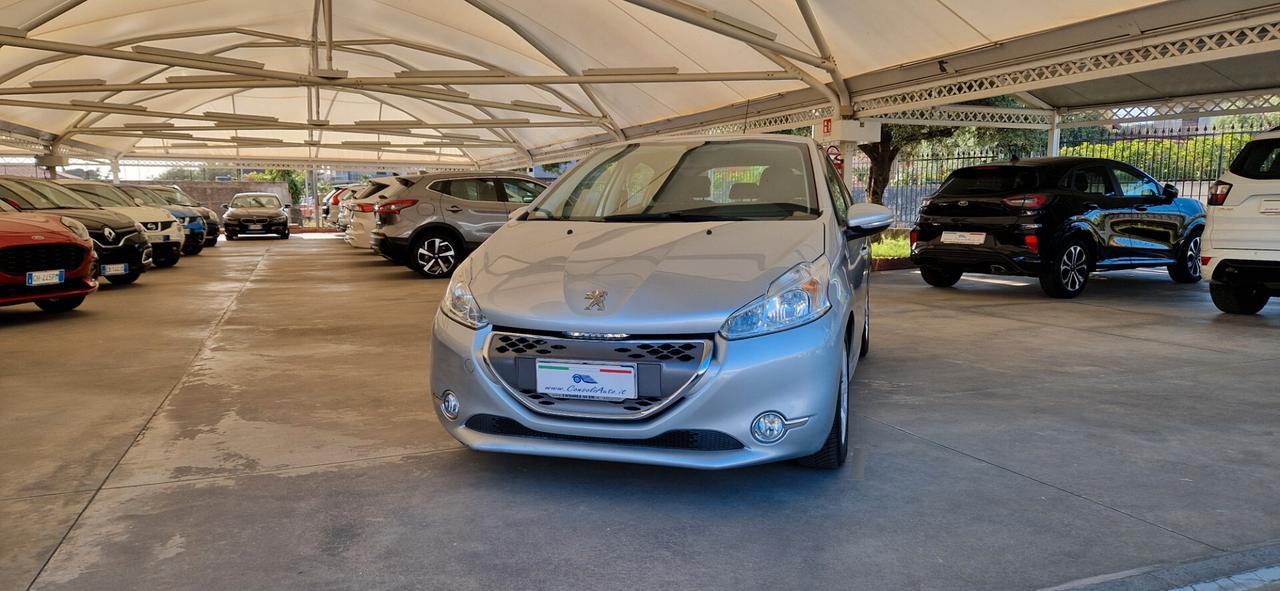 Peugeot 208 1.4 eHDi 68cv Automatica