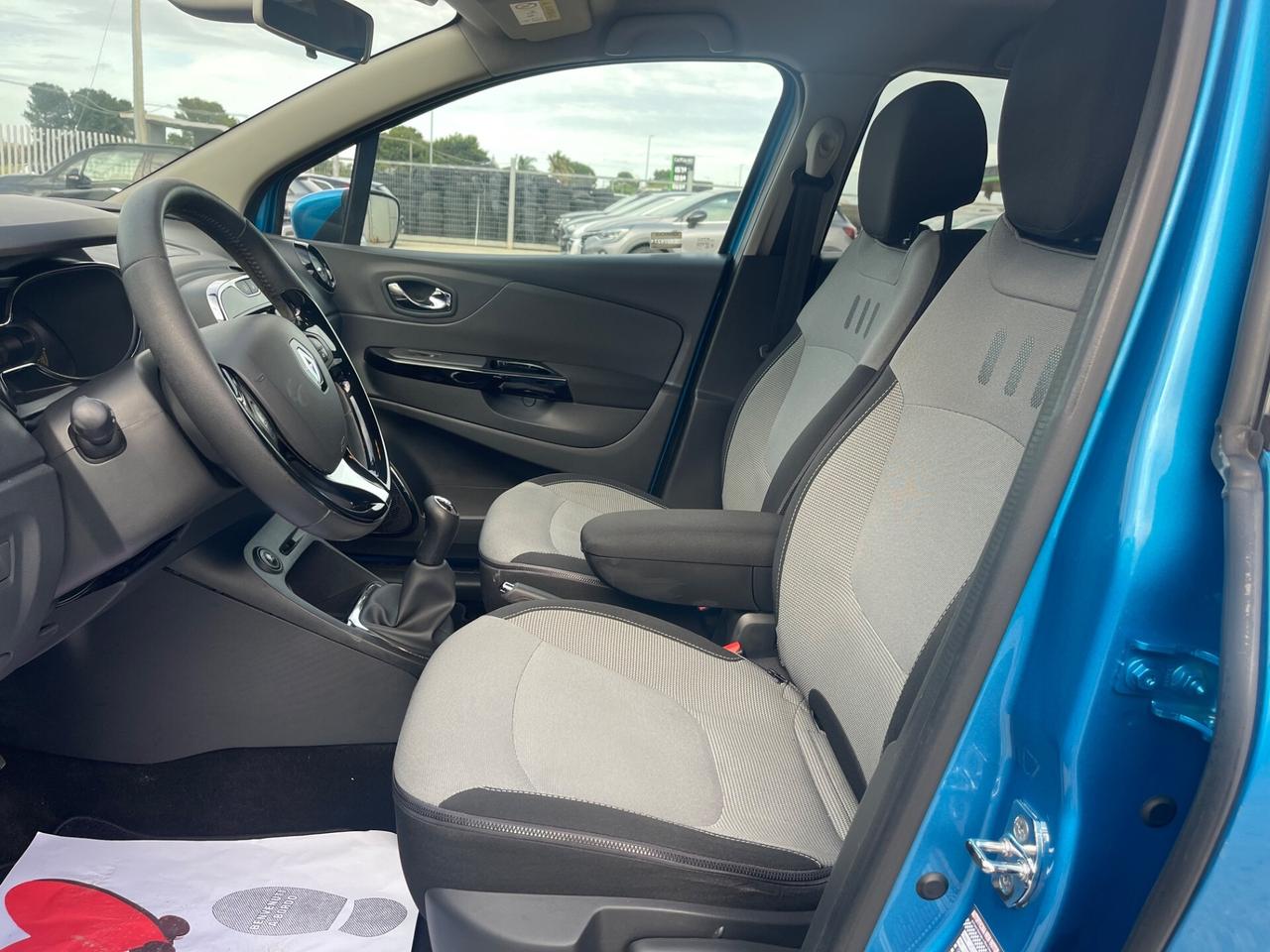 RENAULT CAPTUR 0.9 TCE FULL LED PARI AL NUOVO