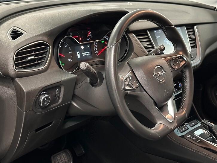 Opel Grandland X 1.6 Hybrid4 Plug-in aut. AWD