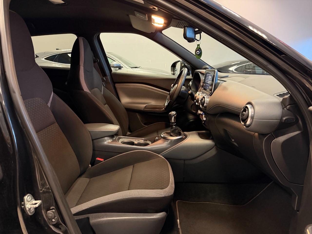 Nissan Juke 1.0 DIG-T 114 CV N-Connecta