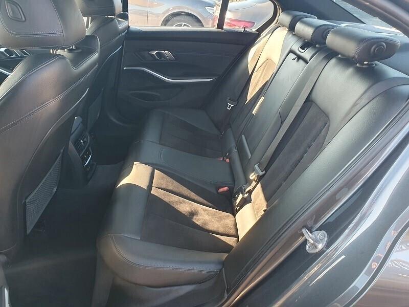 BMW 320d 190CV Auto M SPORT LED NAV 8.8 PELLE CAM