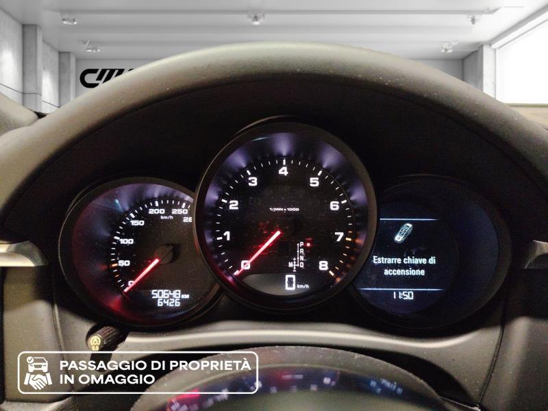 Porsche Macan 2.0 PDK