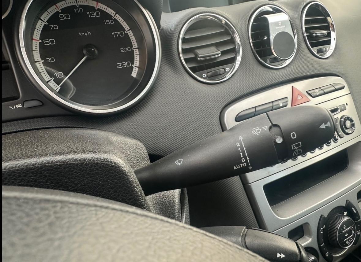 Peugeot 308 1.6 diesel 2012 km180000