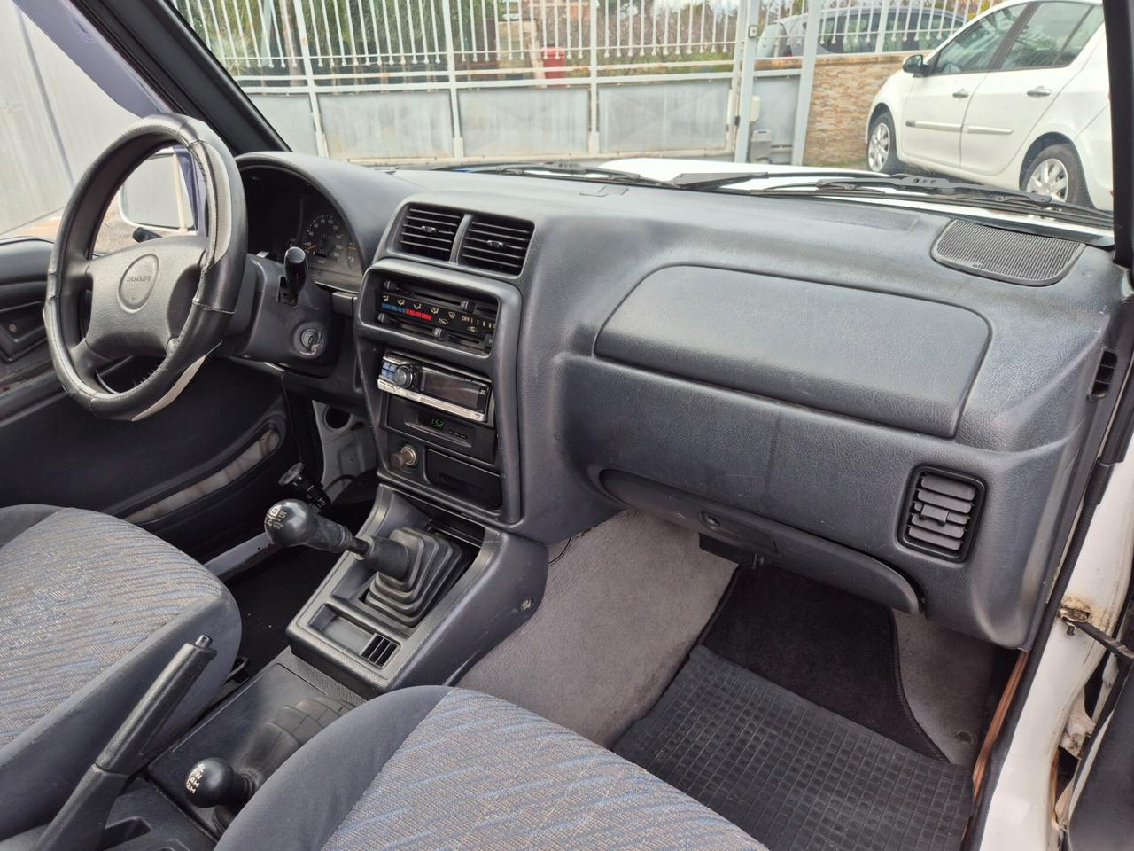 Suzuki VITARA 1.9 diesel 3 PORTE 4X4 NUOVA FULL