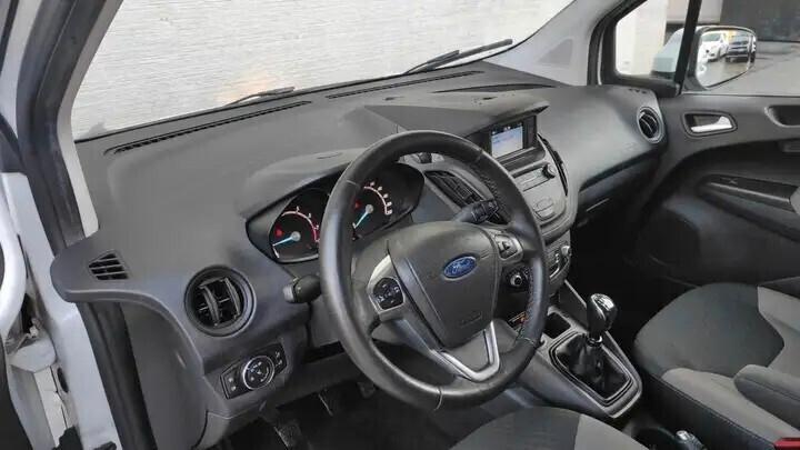 Ford Tourneo Courier 1.0 ECOBOOST
