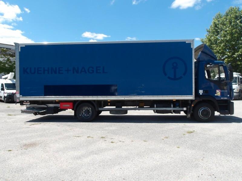 IVECO EUROCARGO 120 - 22 (Euro 6) 399.796 km