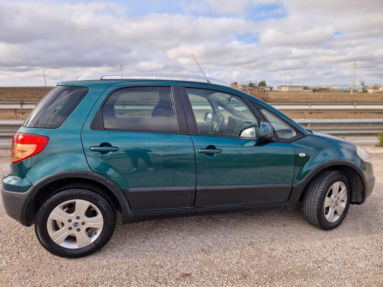 Fiat Sedici 1.9 MJT 4x4 Emotion