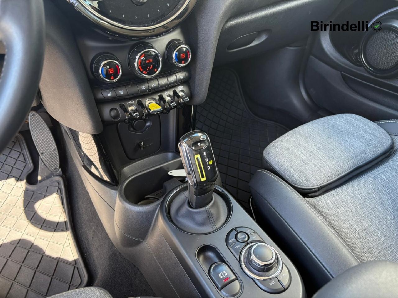 MINI Mini Full El. (F56) - Mini Cooper SE Yours