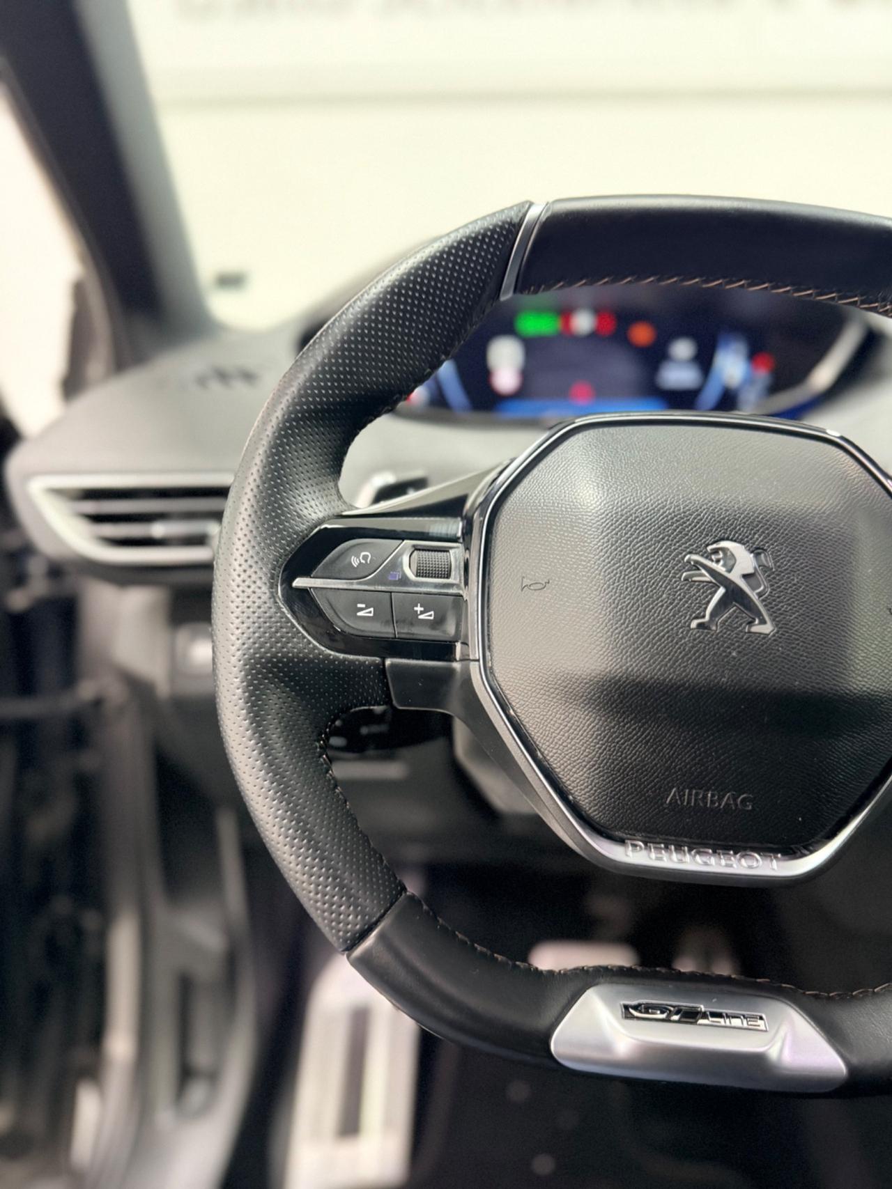 Peugeot 5008 1.5 BHDi 130CV EAT8 GT Line 09/2018 NEOPATENTATI EURO 6B