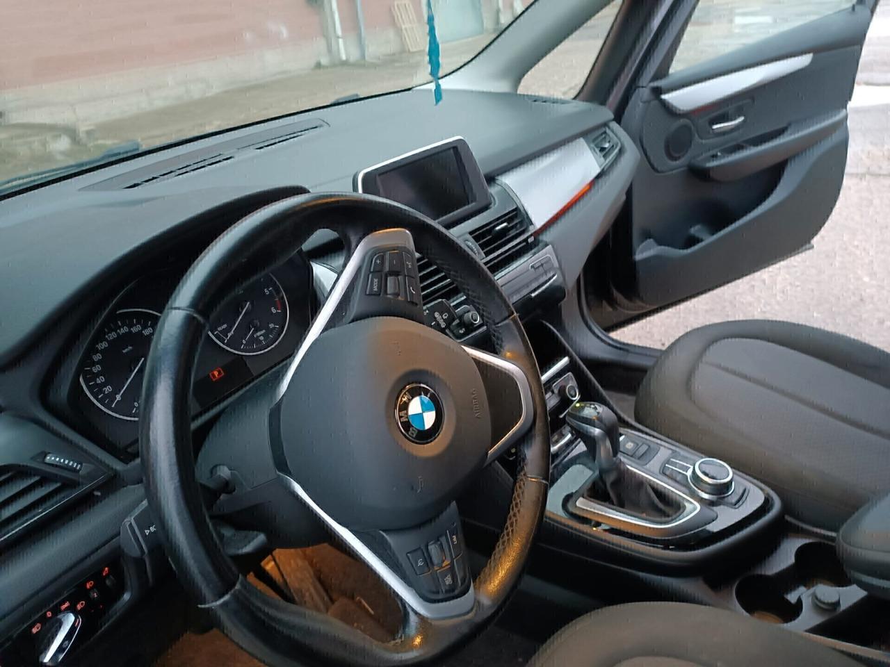 Bmw 218 2017---2.0 Diesel