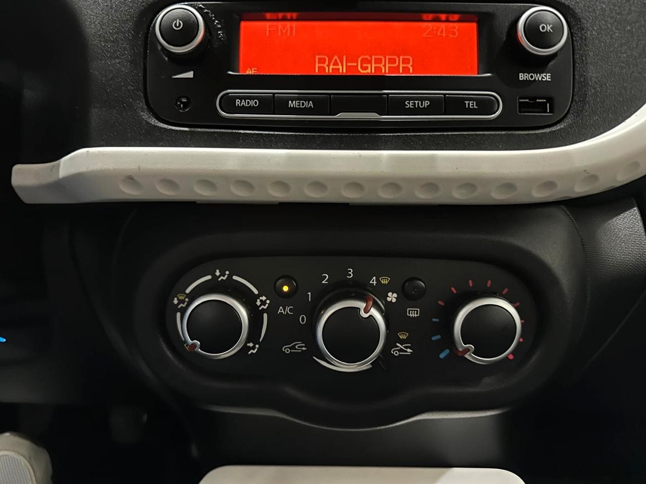 Renault Twingo 1.0 SCe Live