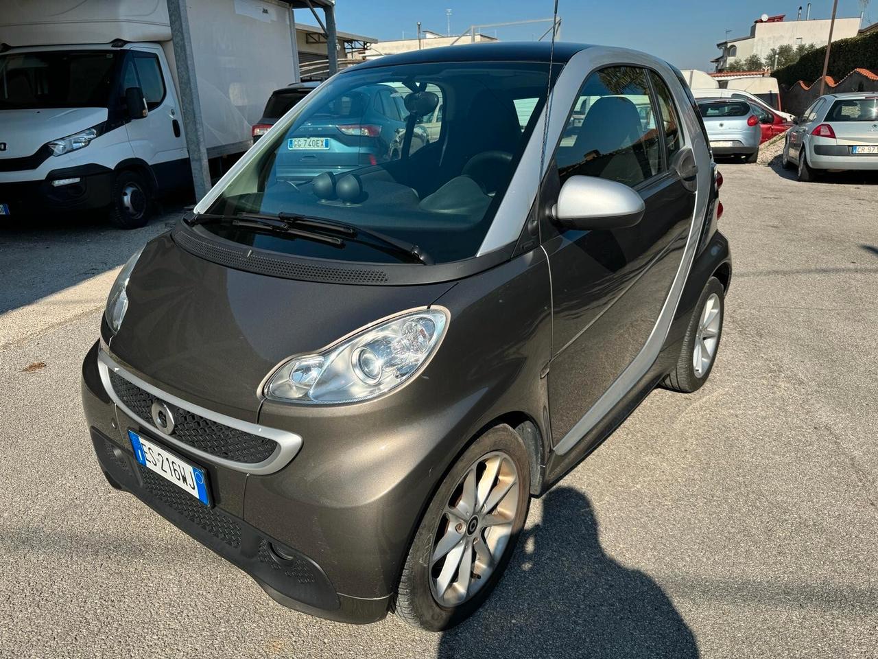 Smart ForTwo 1000 52 kW MHD coupé passion