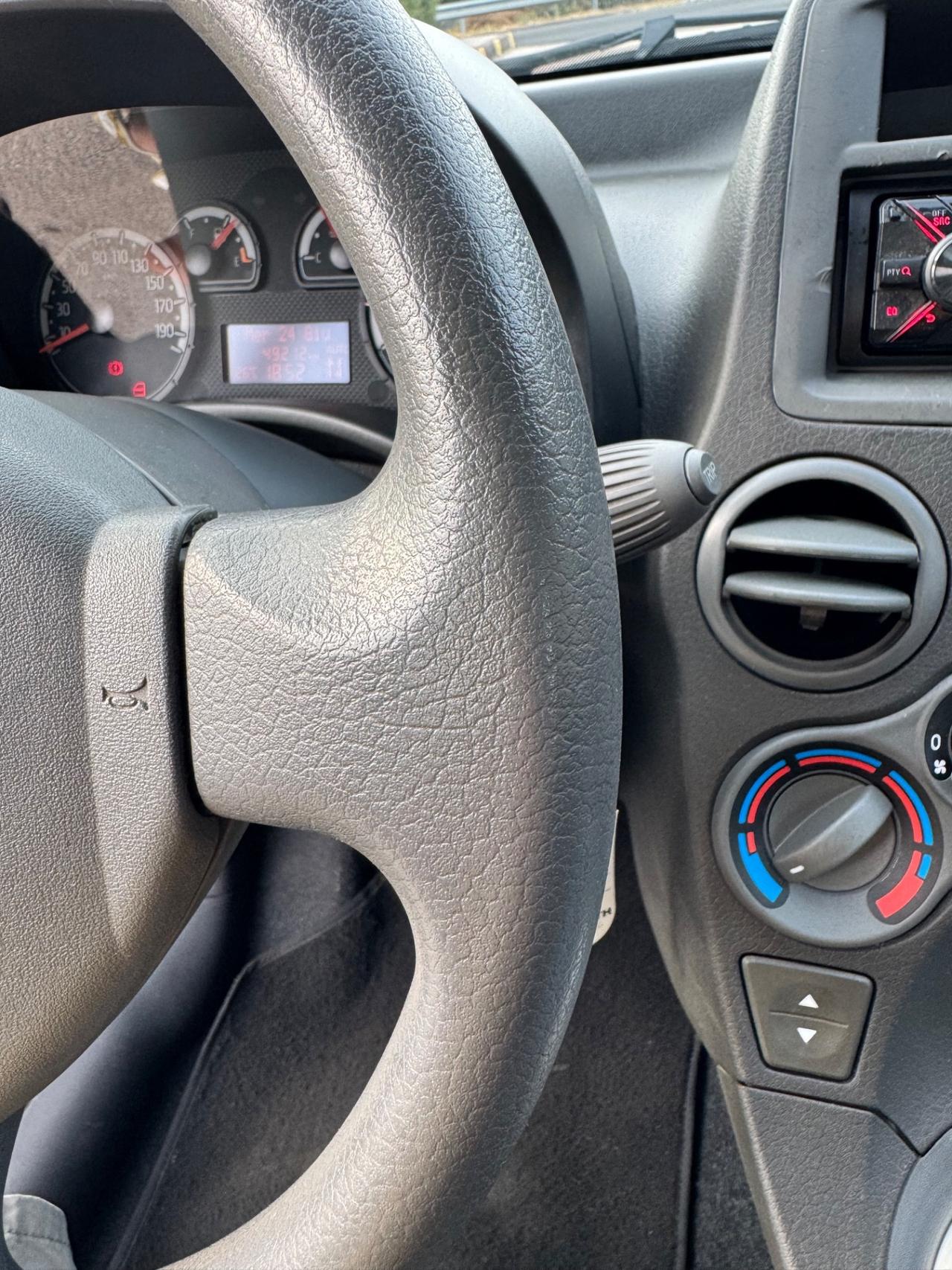 Fiat Panda 1.2 CAMBIO AUTOMATICO/SOLO 49.000 KM