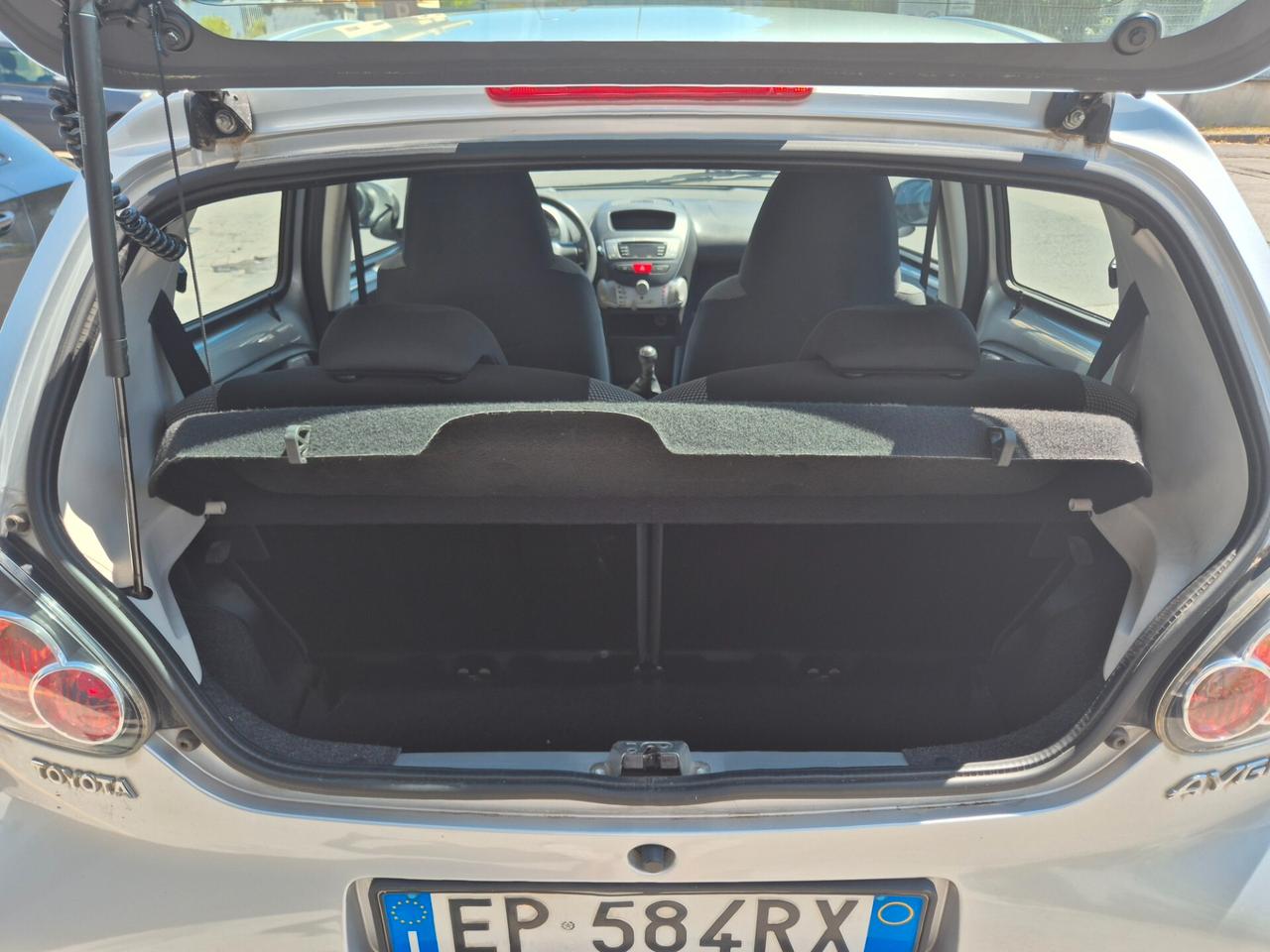Toyota Aygo 1.0 12V VVT-i 5 porte Active Connect