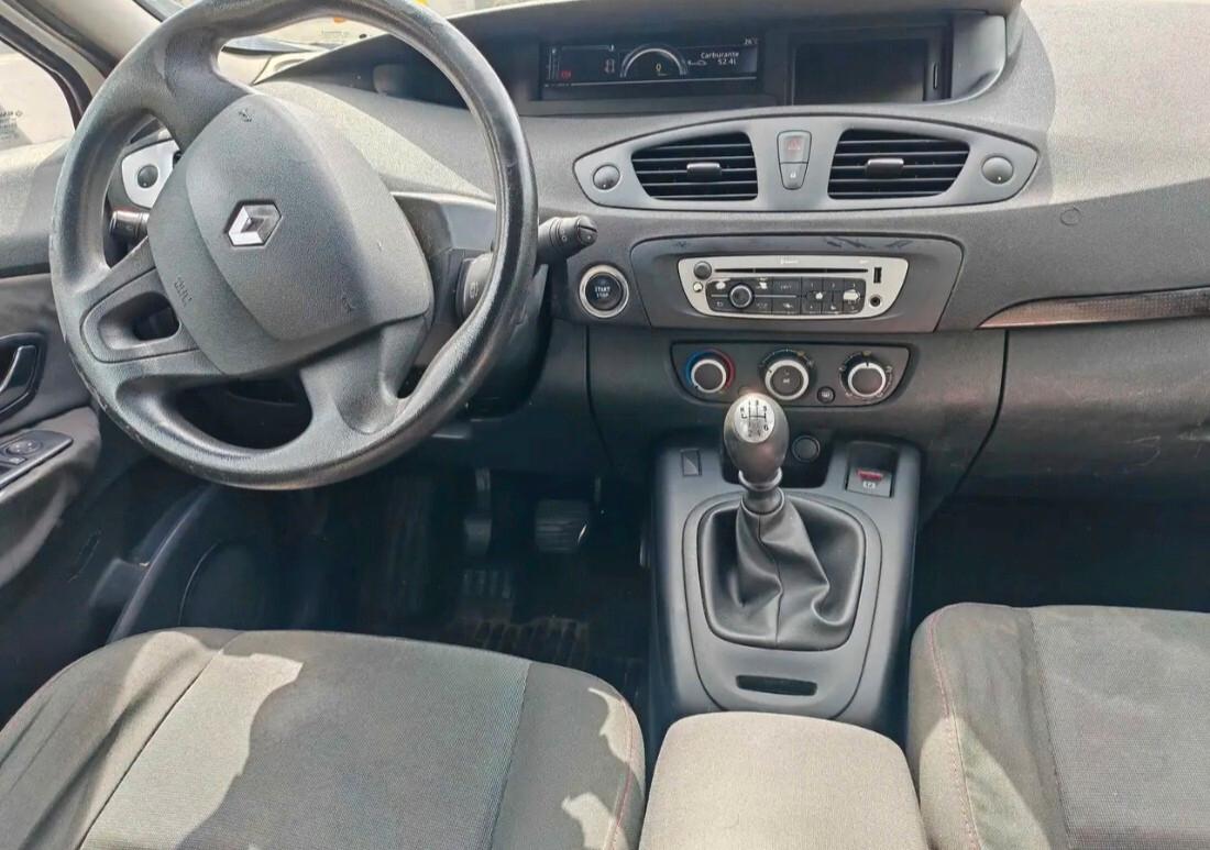 Renault Scenic monovolume OK neopatentati