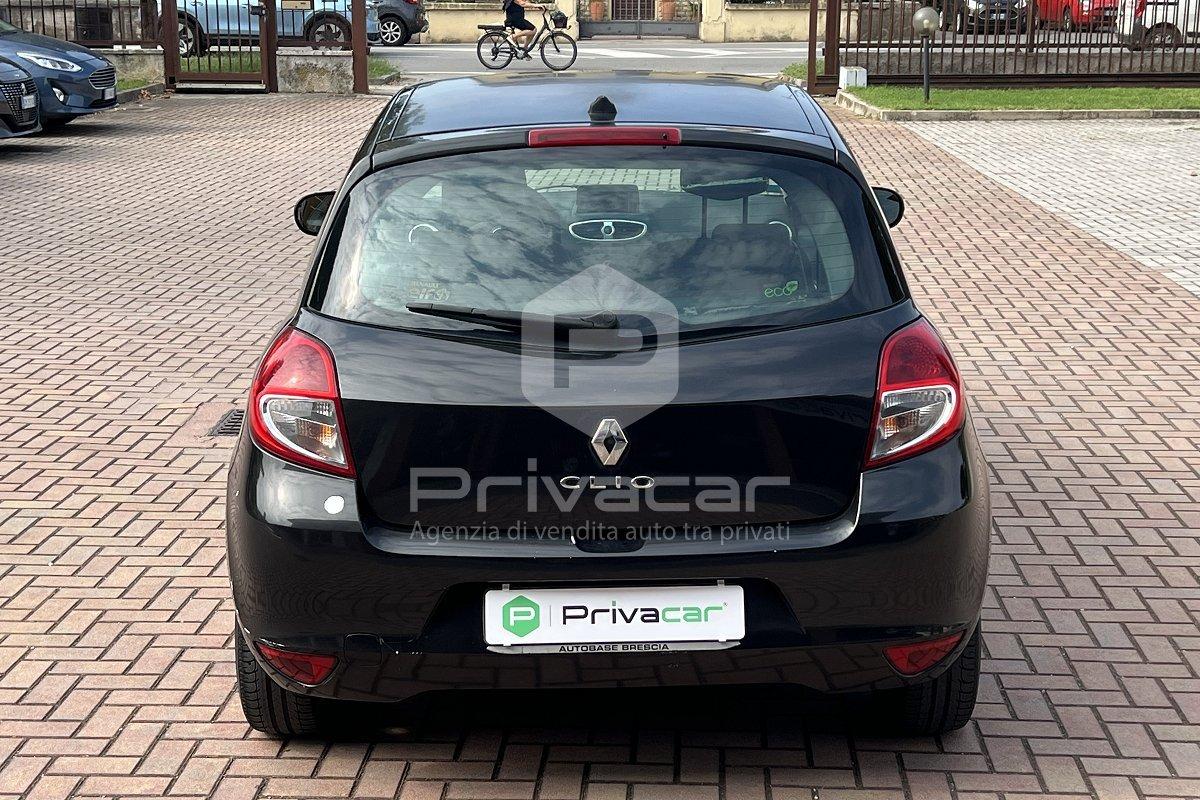 RENAULT Clio 1.2 16V 3 porte Dynamique