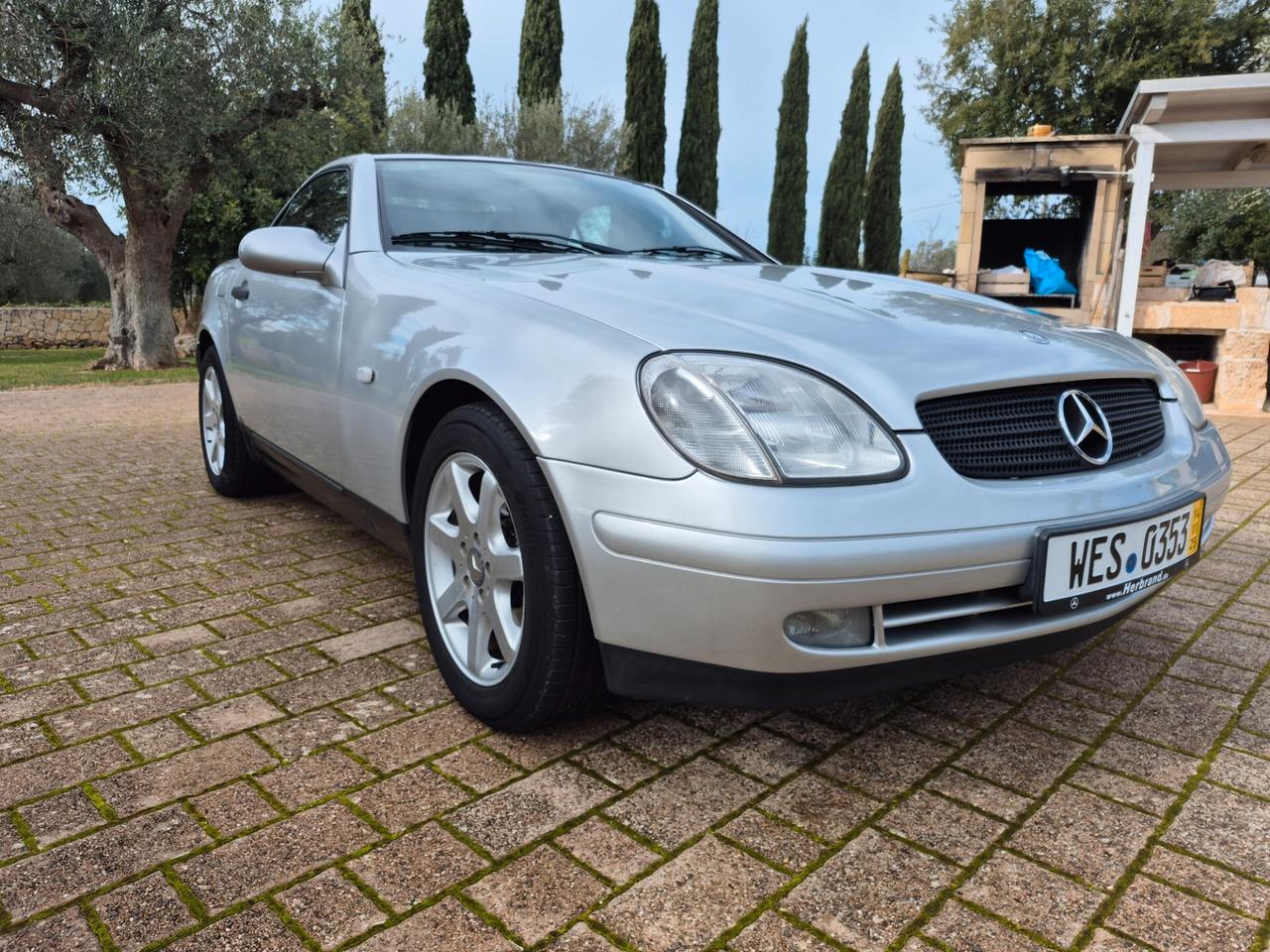 Mercedes-benz SLK 200 cat