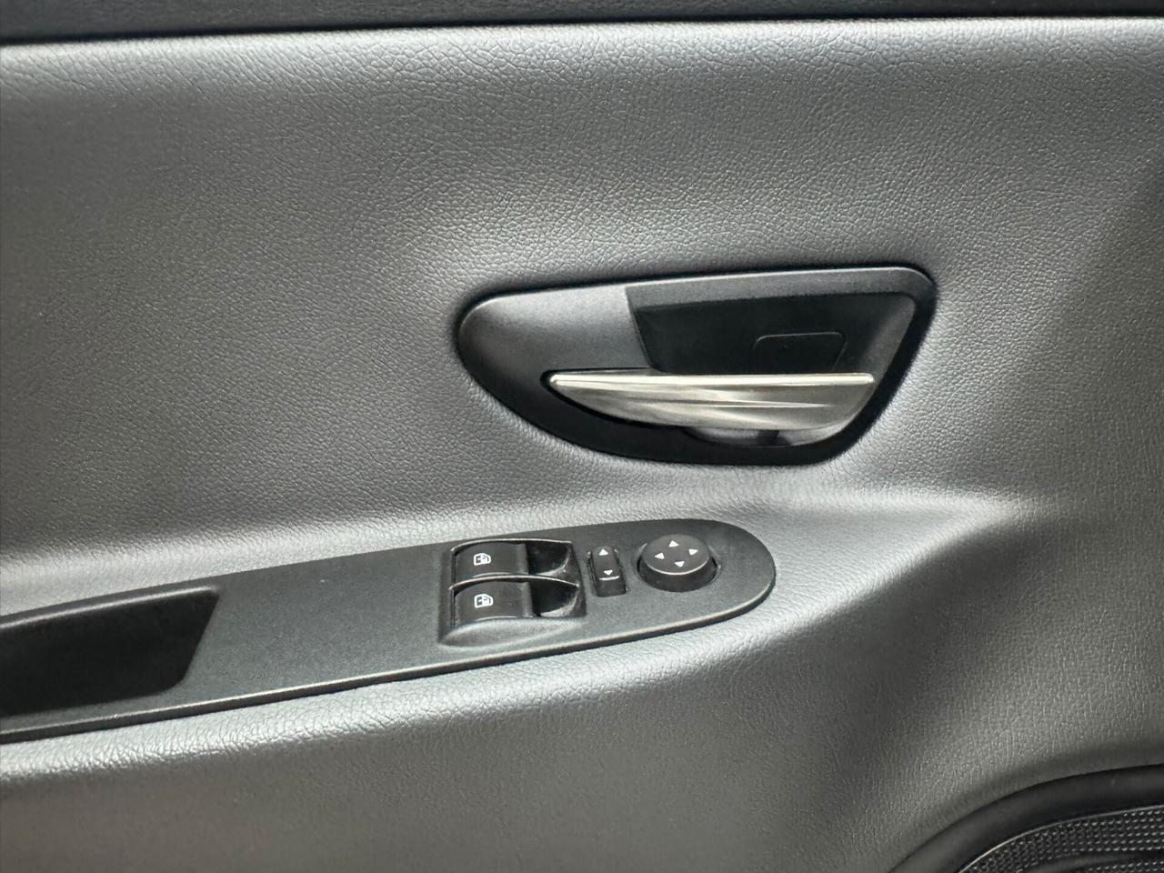 Lancia Ypsilon 1.2 69 CV 5 porte Platinum
