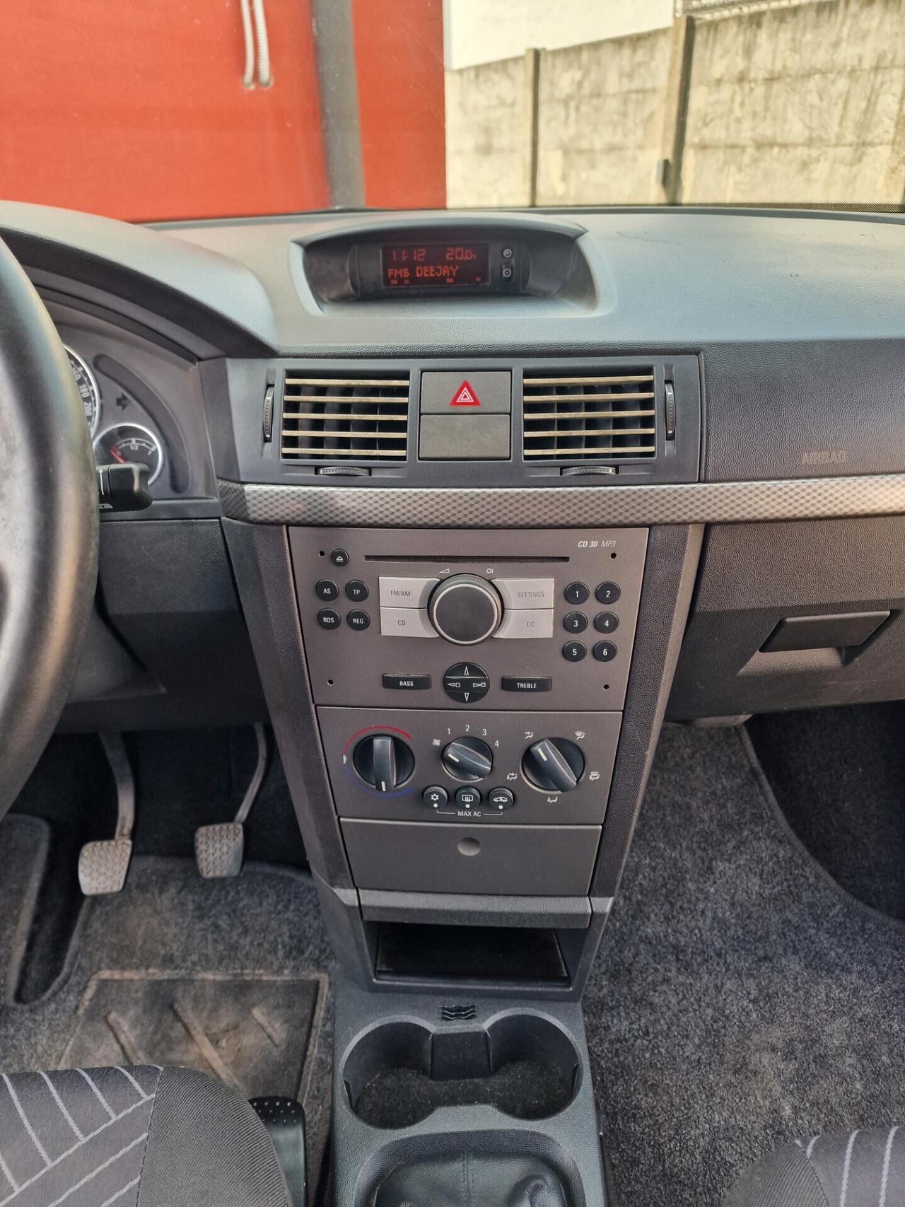 Opel Meriva 1.4 16V Cosmo