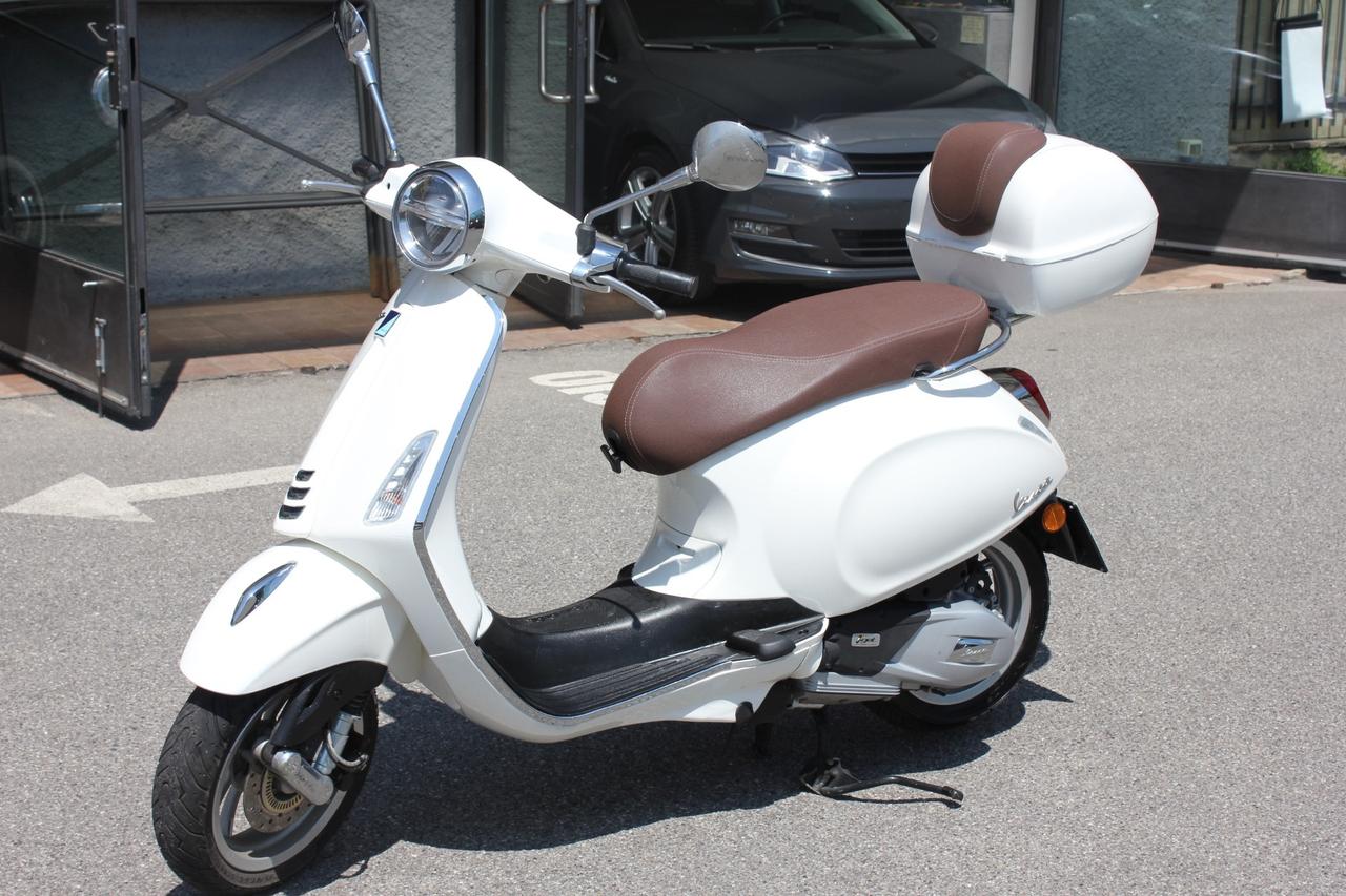 Piaggio Vespa 125 Primavera COME NUOVA