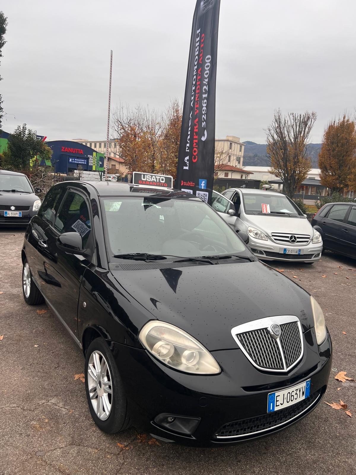 Lancia Ypsilon 1.2 69 CV 5 porte S&S Platinum