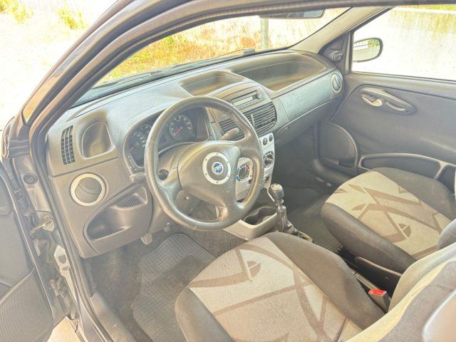 FIAT Punto 1.2 16V 3 porte Emotion OK NEOPATENTATI