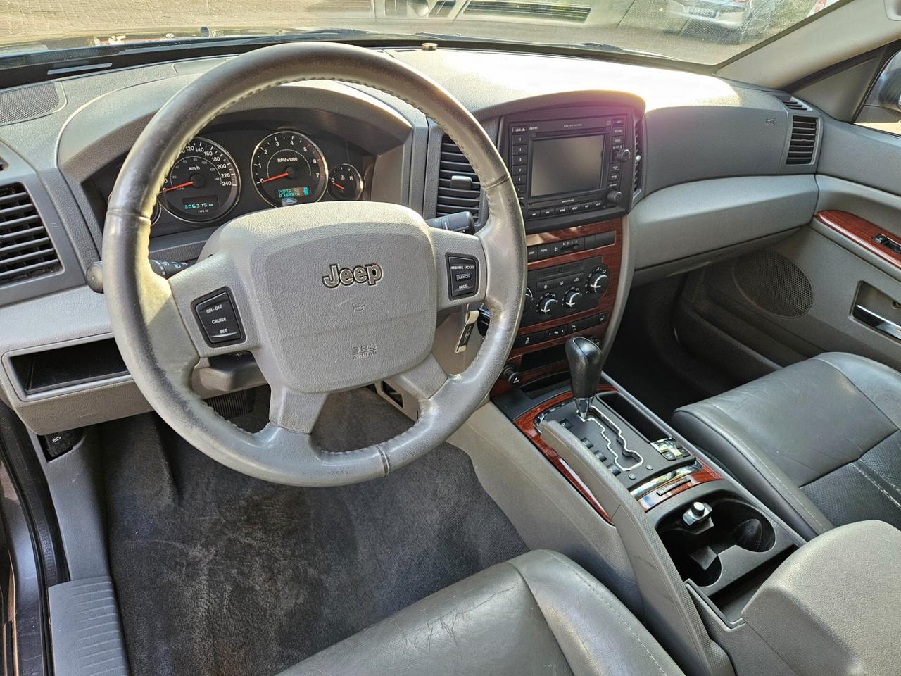 Jeep Grand Cherokee 3.0 V6 CRD Overland - GANCIO TRAINO