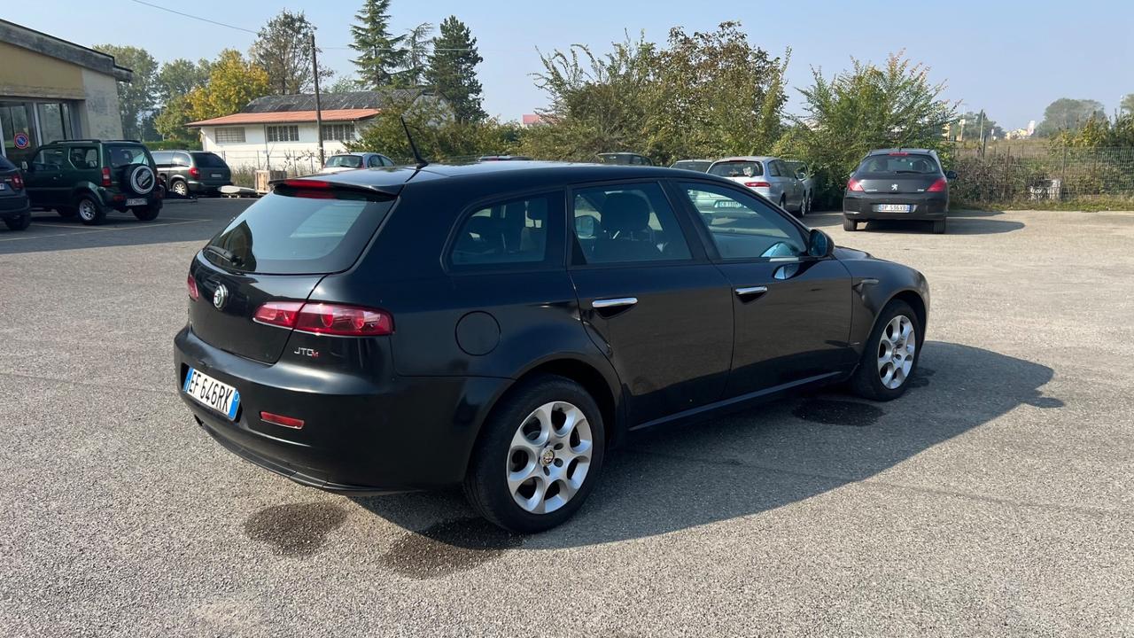Alfa Romeo 159 2.0 JTDm Sportwagon Super